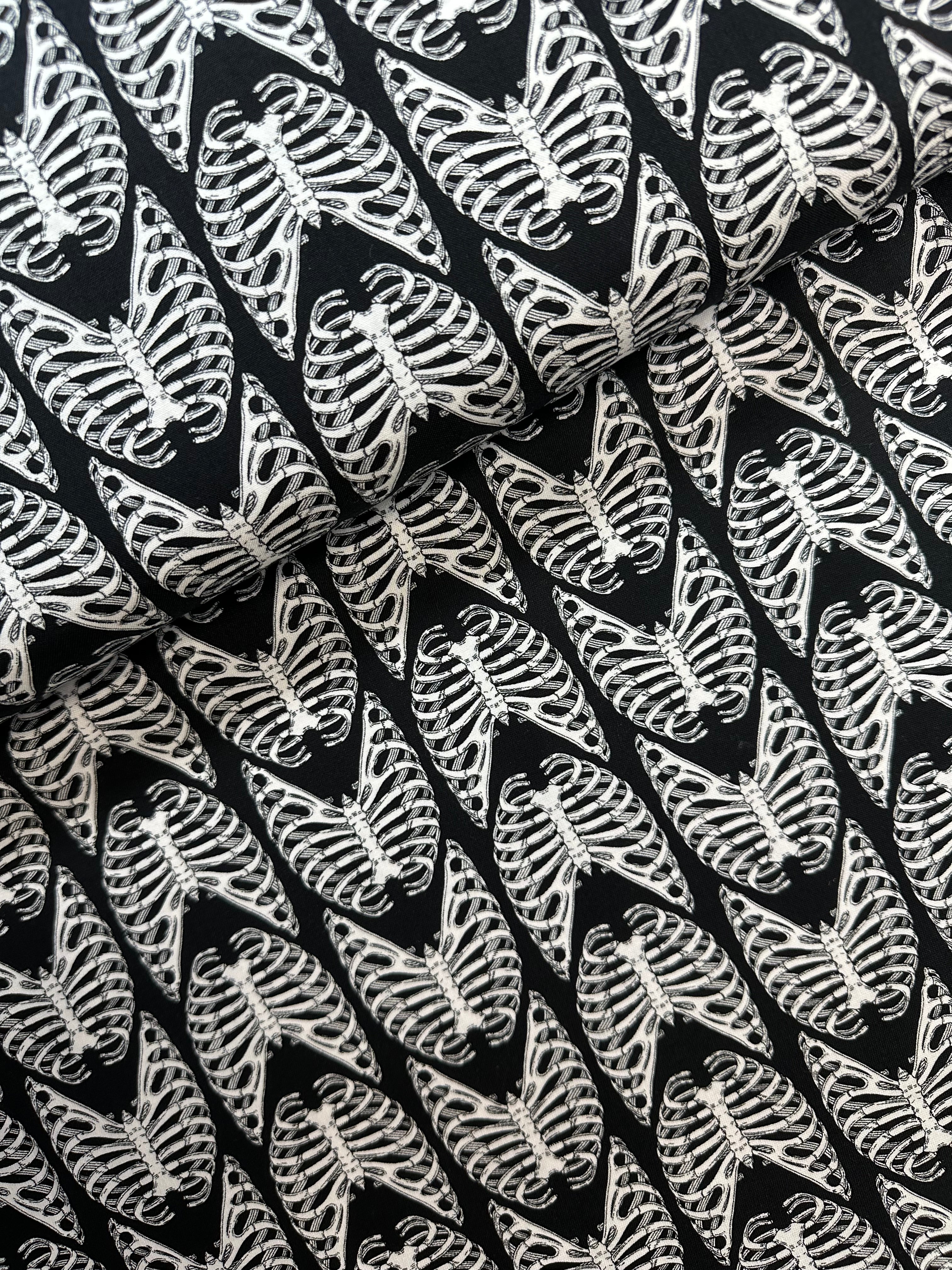 Rib Bones - Black