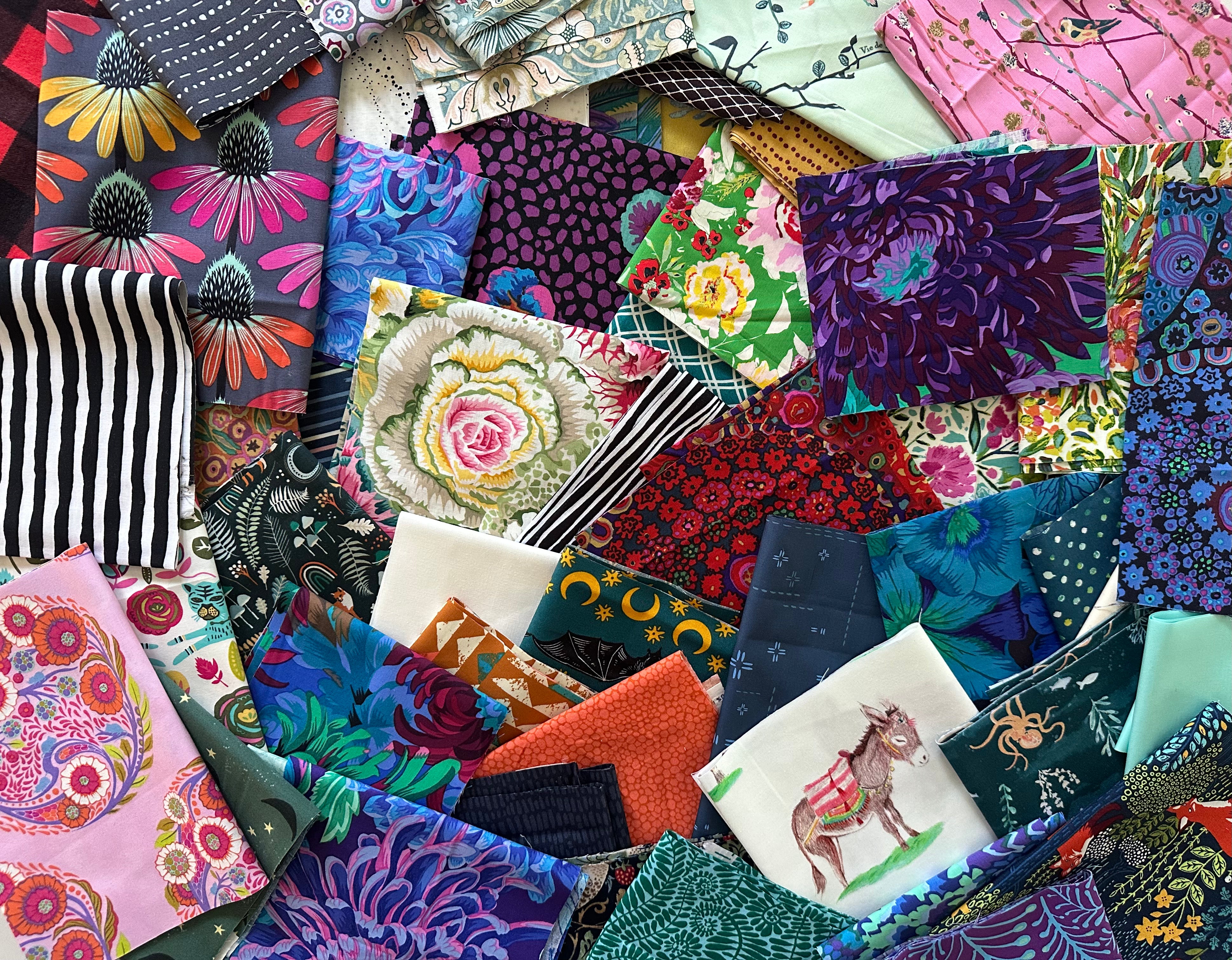 2 lb Small Fabric Scraps Bundle