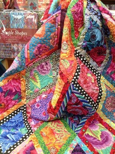 Guinea Flower - Black