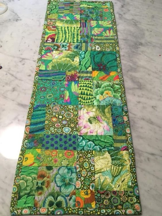 Lake Blossoms - Green