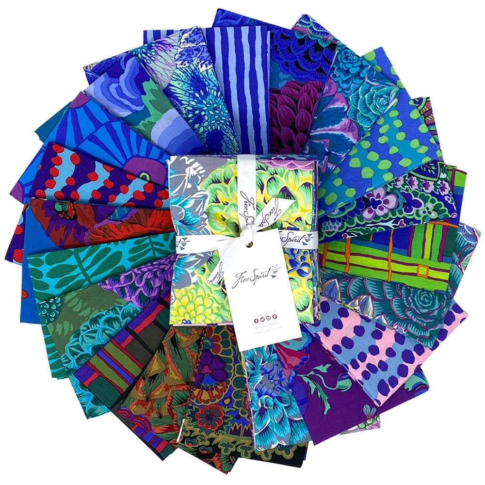 Fat Quarter Bundle - August 2022 Cool