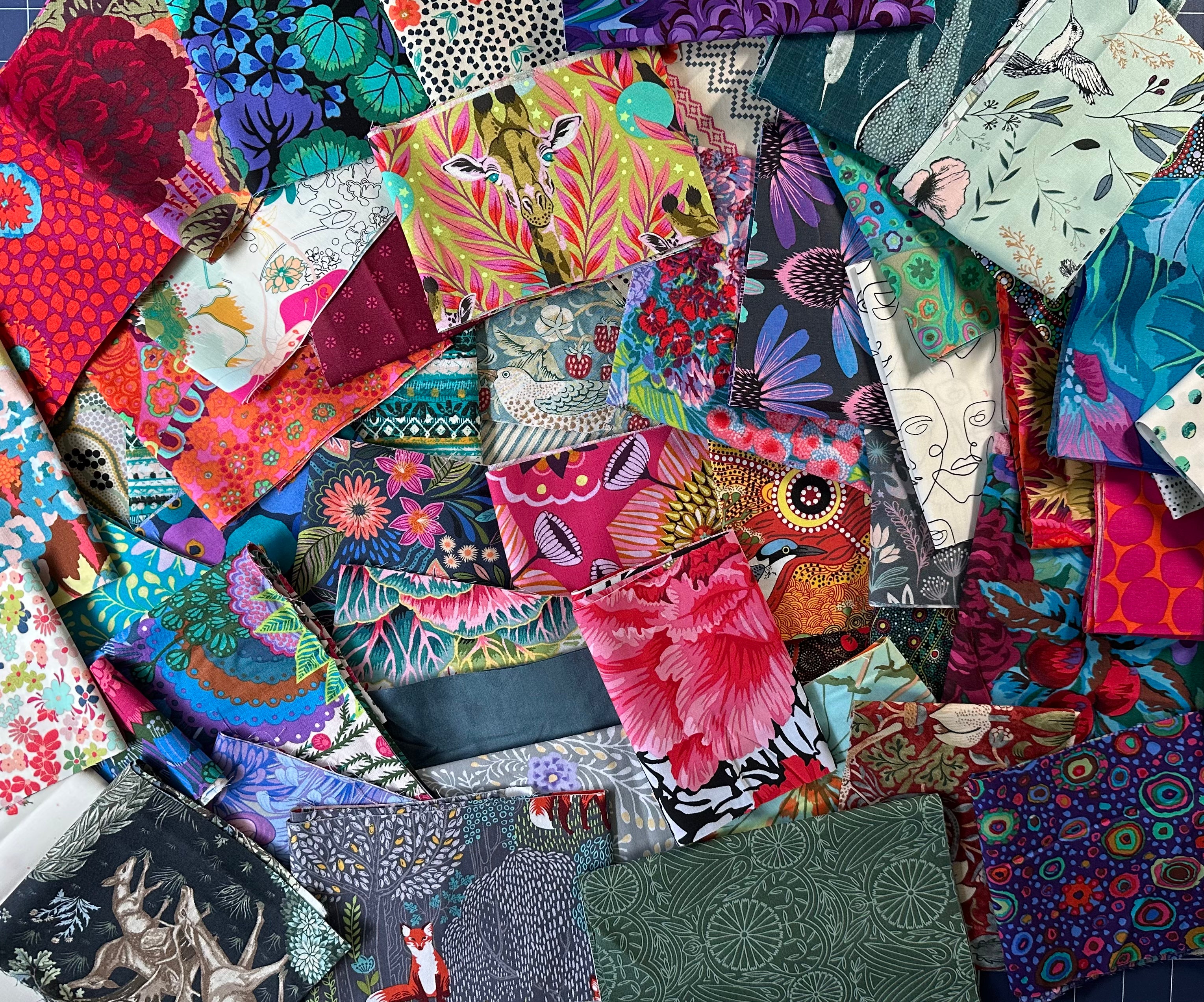 2 lb Small Fabric Scraps Bundle