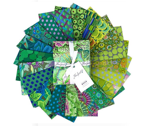 Classics Plus Fat Quarter Bundle - Meadow